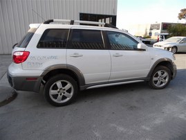 2005 MITSUBISHI OUTLANDER XLS WHITE 2.4 AT 2WD 193935